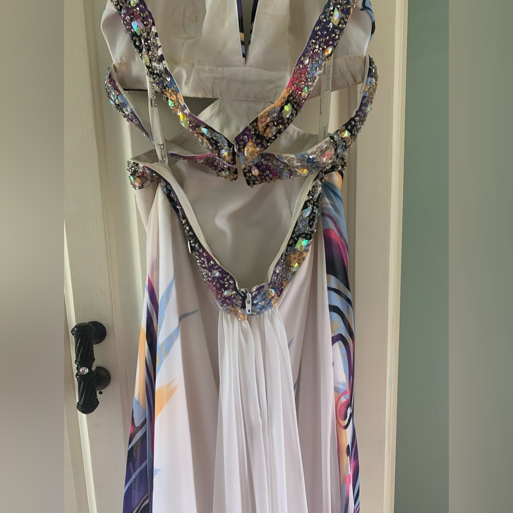 Prom gown - Picture 3 of 6